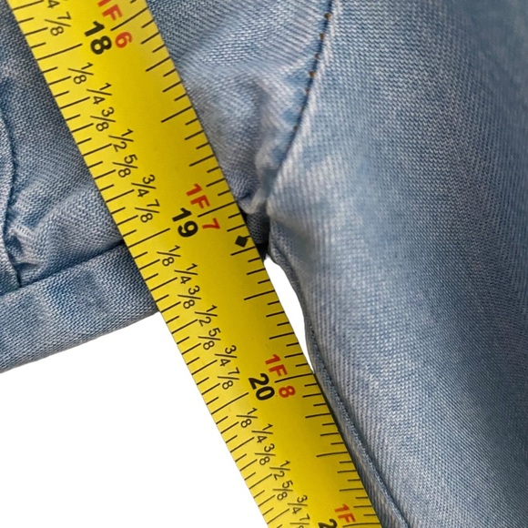 Splendid cold shoulders button down shirt blue chambray denim frayed edges M - Picture 12 of 14